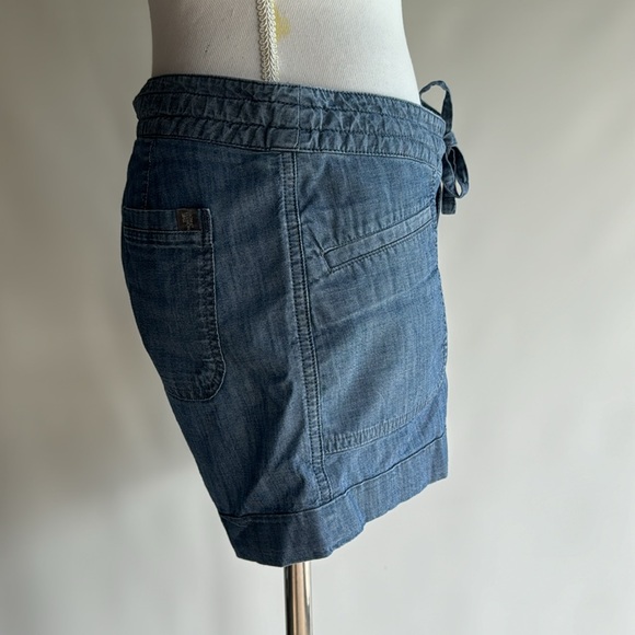 The North Face Chambray Shorts - sz 4 - Picture 3 of 7